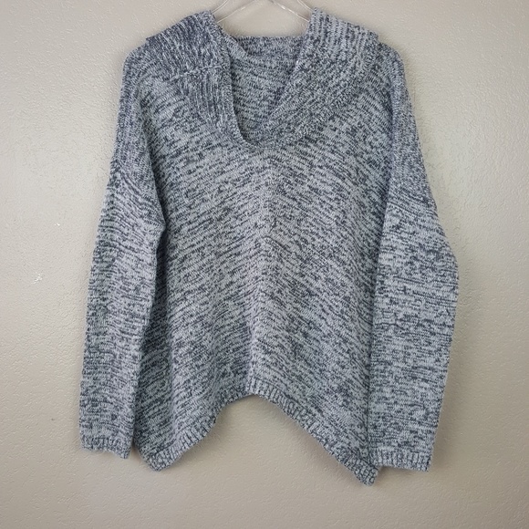Express Cowl Neck Angular Gray Knit Sweater M/L - Picture 3 of 8